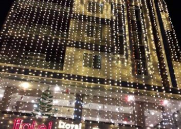 Hotel Royal Park & Royal Veg Restaurant